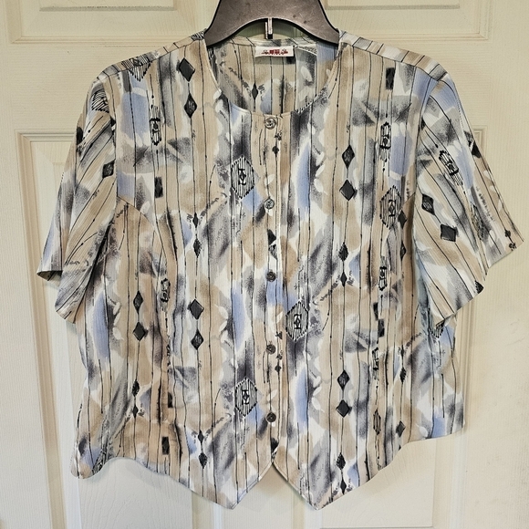 Vintage Southwestern Aztec Cropped Button Down Blouse - Picture 2 of 4